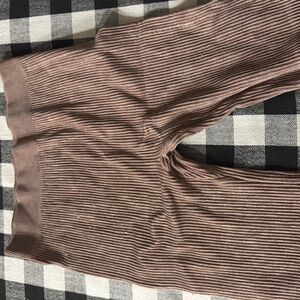 Ribbed Knit Pants in Mauve